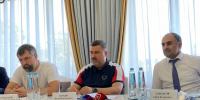 Щукин проводит собеседования с кандидатами кадровой программы - Дагестанская правда