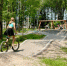 С кинетическим драконом, кортом для городков и без брусчатки: в Камне-Рыболове открыли обновлённый парк на берегу Ханки - NewsVl.Ru