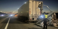 Водитель грузовика погиб в массовом ДТП на свердловской трассе - EaNews.Ru