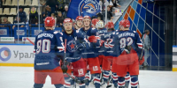 Игроки ХК ЮУ - Ural56.Ru