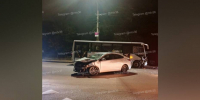 В воронежском микрорайоне Отрожка столкнулись автобус и легковушка - РИА Воронеж