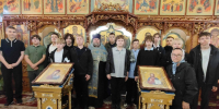 В Кургане 8-классники навели порядок на прихрамовой территории - Епархия