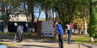 Волонтеры отряда «Добрые сердца» помогают поддерживать порядок в Буинском доме-интернате - Министерство труда
