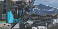Массовое ДТП с автобусом произошло в Красном Селе - Online47.Ru
