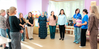 В честь Дня дошкольного работника депутат Юлия Маркина, молодогвардейцы и сторонники «Единой России» Воскресенска посетили дошкольные группы «Непоседы» лицея имени Н. И. Макарова - Единая Россия