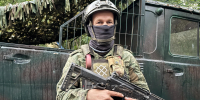 Боеприпасы, эвакуация и «ждуны»: как работает водитель с позывным «Скобарь» в зоне СВО - Spbdnevnik.ru