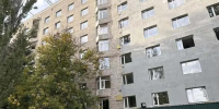 В Луганске начался монтаж фасада общежития медицинского университета - Правительство ЛНР