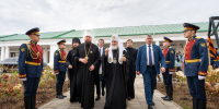 Предстоятель Русской Православной Церкви посетил Воскресенский кафедральный собор Суздаля и освятил памятный колокол - Владимирская епархия