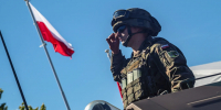 Томчик: ВВС Польши смогут сбивать объекты в небе без визуальной идентификации - Комсомольская Правда