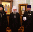 Митрополит Никита наградил игумена Иннокентия (Нилова) и иерея Виталия Вальтера памятными знаками - Епархия