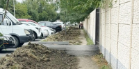 В Минводах рядом с городской больницей обустраивают тротуары - Телеканал СвоёТВ