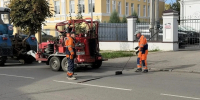 Костромские дорожники укрепляют асфальт перед зимними перепадами температур - Комсомольская Правда