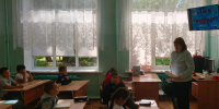 Заседание «Клуба почемучек»:  «Ты и интернет» (Час информации ко Дню интернета в России). - Среднеахтубинская МЦБ
