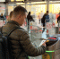 В Петербурге оплатить проезд в пригородных поездах можно по NFC - Spbdnevnik.ru