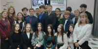 Экскурсия на выставку, посвящённую 100 летию со дня рождения Алексея Савельевича Плыщенко - Наше время
