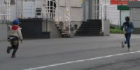 В Кузбассе двое десятилетних близнецов ушли из дома, потому что мачеха не разрешила им погулять - ИА Город Новостей