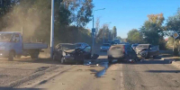 В Оренбурге столкнулись три «Лады», пострадали два водителя - ProOren.Ru