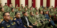 Олег Мельниченко встретился с участниками сборов отряда «Тигр» - Представительство Правительства области при Правительстве РФ