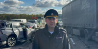 На КАД у Низино фура врезалась в легковушки и насмерть сбила женщину - 47Channel.Ru