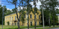 В Петергофе за 128 млн продают флигель «Дачи Кожевникова»: участок — в аренду - Neva.Today