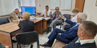 Рабочий момент совещания - Газета Огни Енисея