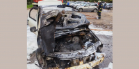 Автомобиль вспыхнул на набережной реки Гзень в Великом Новгороде - Газета Новгород