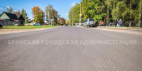 На въезде к Воинскому мемориалу по ул. Почтовой обустроена парковка - Администрация