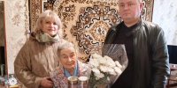 В Сафонове с Днем освобождения Смоленщины поздравили ветерана УИС 87-летнюю Светлану Ивановну Клюеву - УФСИН по Смоленской области
