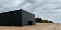 На пляже в Комарово появилась «Черная комната» из «Сталкера» - tvspb.ru - ТК Санкт-Петербург