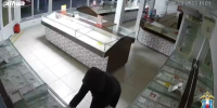 Серийного грабителя по горячим следам задержали в Батайске - Панорама