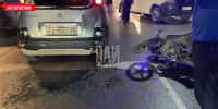 Пьяный мотоциклист врезался в Citroën на перекрёстке в Пскове - InformPskov.Ru