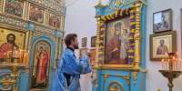 Духовенство Великолукской епархии отметило престольный праздник иконы «Призри на смирение» в деревне Махново - Pln-Pskov.Ru