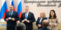 Депутаты ЛДПР получили удостоверения в ЦИК РФ - ЛДПР