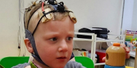 Маленькому сахалинцу Артему срочно нужна помощь для завершения реабилитации в Петербурге - News.Astv.Ru