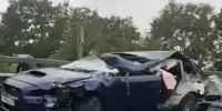 «Тачка в хлам»: авто залетело под фуру на перевале в Приморье - ГТРК Владивосток