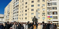В День государственности республики в Якутске возложили цветы к памятникам видных политических деятелей - Минэкономики РС(Я)