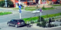 В Абакане школьники на электросамокате влетели в Skoda Kodiaq - ИА Хакасия