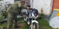 Судебные приставы Советского района передали на нужды СВО конфискованный мотоцикл - УФССП