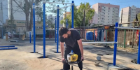 В Астрахани завершают монтаж «умной» спортплощадки во дворе школы № 28 - Газета Волга