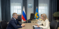 Состоялась рабочая встреча Михаила Ведерникова и Натальи Мельниковой - Правительство Псковской области