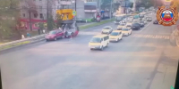 В Хабаровске водитель Renault спровоцировал ДТП на Карла Маркса - КП Хабаровск