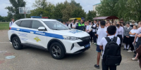 Сотрудники Госавтоинспекции Красноармейского района провели мероприятие, приуроченное к Единому дню безопасности дорожного движения - Голос Правды