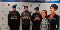 Переданы в дар книги для формирующейся казачьей библиотеки Вознесенского войскового всеказачьего собора в Новочеркасске - Липецкая Епархия