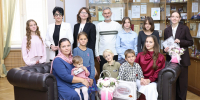 В Законодательном Собрании открылась фотовыставка, посвященная многодетным семьям региона - Законодательное Собрание