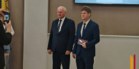 Начальнику отдела администрации Воробьевского района вручили знак отличия за заслуги перед муниципалитетом - РИА Воронеж