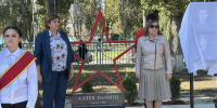 В курской школе №48 открыли Аллею Памяти выпускников, погибших при исполнении - Городские Известия