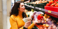 В августе в Ульяновской области подешевели услуги и часть продуктов - Комсомольская правда