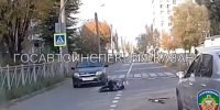 Авто сбило мальчика на самокате на зебре в Казани, его отбросило на дорогу - ИА Татар-информ