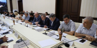 В Дербенте состоялось аппаратное совещание под руководством главы города Ханлара Пашабекова - Администрация г. Дербент