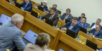 Степан Опарышев принял участие в Первом заседании пятой сессии Законодательного Собрания - ЛДПР